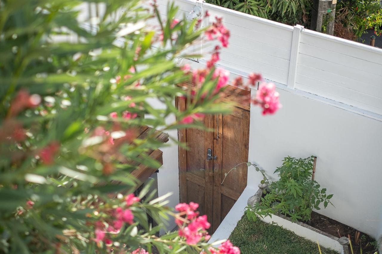 La Kazaka Terre Sainte Bed & Breakfast ภายนอก รูปภาพ