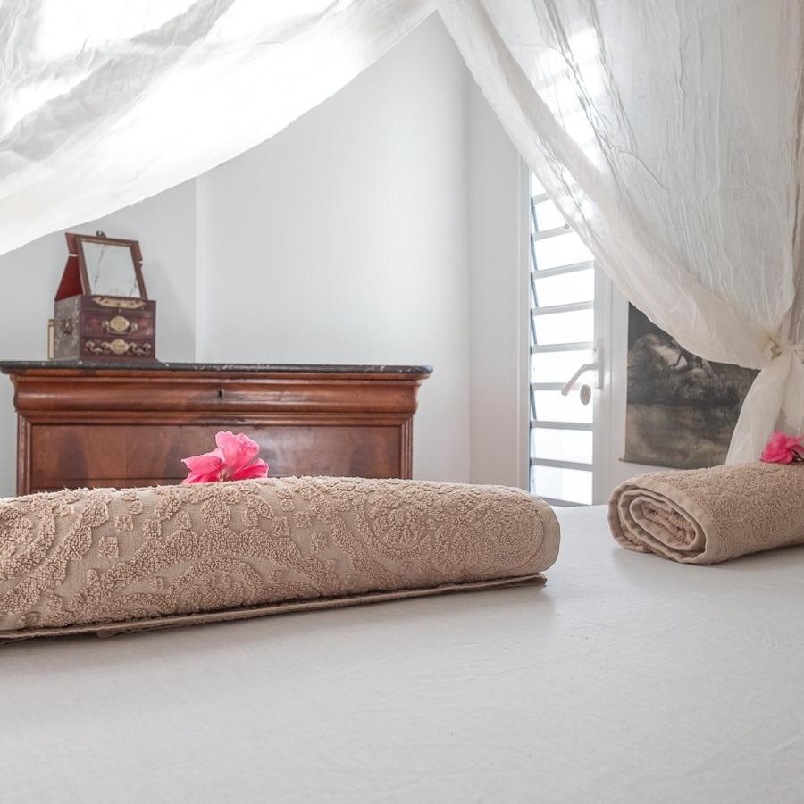 La Kazaka Terre Sainte Bed & Breakfast ภายนอก รูปภาพ